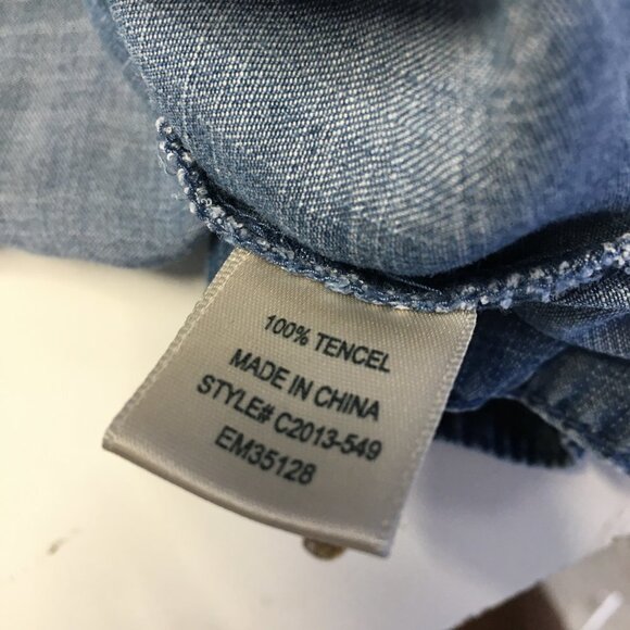Anthropologie Cloth & Stone Tencel Chambray Rolled Up Sleeve Shirt Size XS - Picture 8 of 9